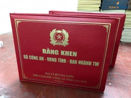 Kẹp Bằng Khen